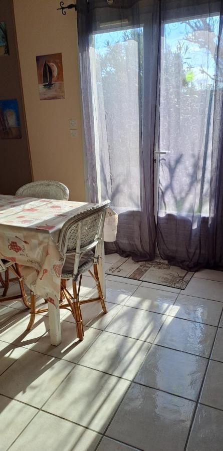 En Plein Coeur De L'Ile D'Oleron, Suite Parentale. Dolus-d'Oleron Exterior photo